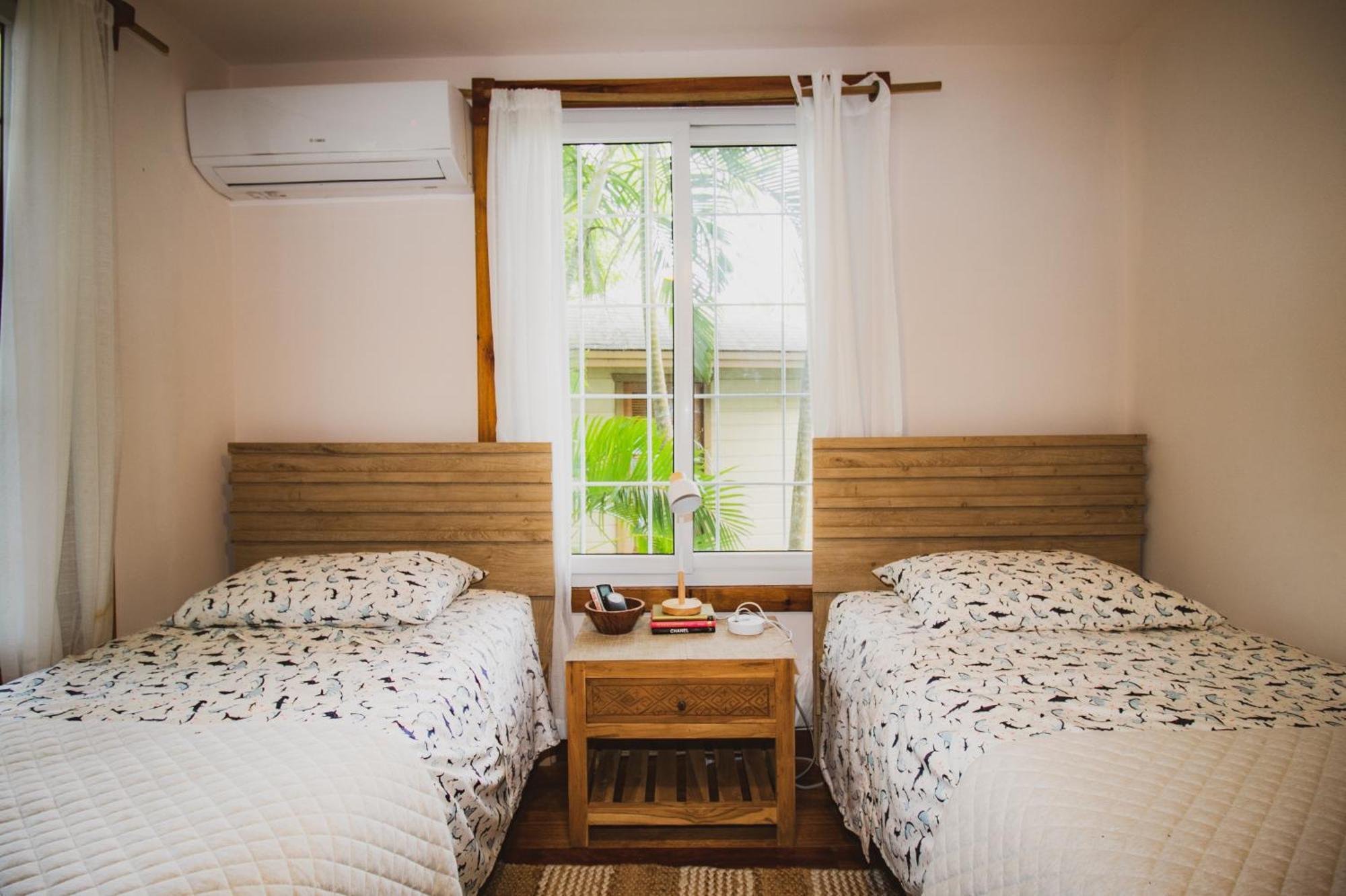 Luna Beach Luxury Boutique Beach Front Resort Jobs Bight Eksteriør billede