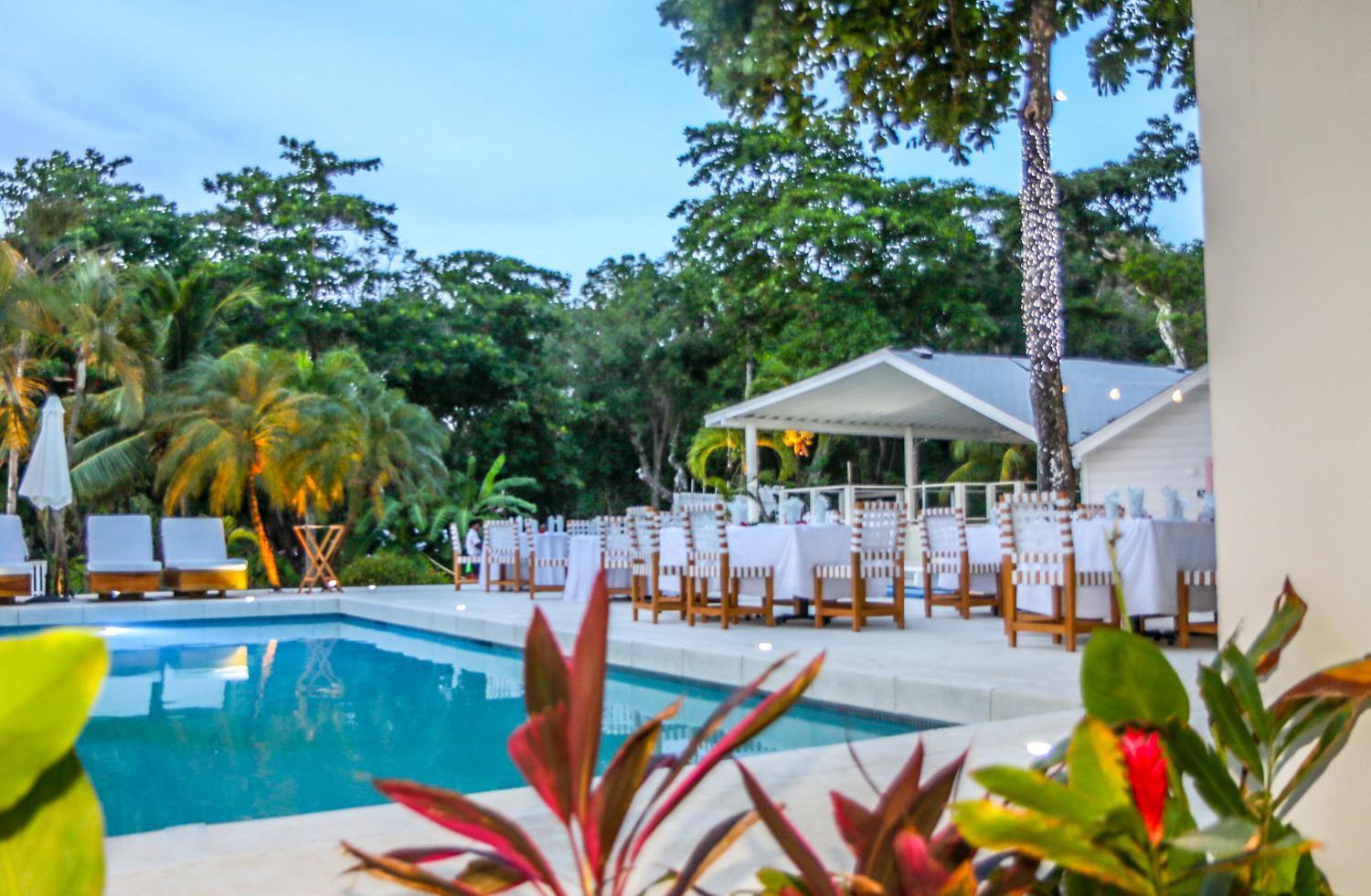 Luna Beach Luxury Boutique Beach Front Resort Jobs Bight Eksteriør billede