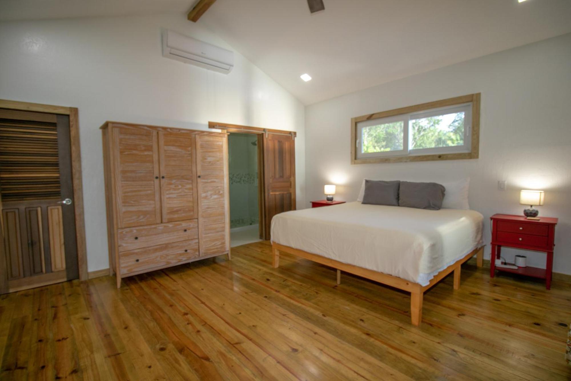 Luna Beach Luxury Boutique Beach Front Resort Jobs Bight Eksteriør billede