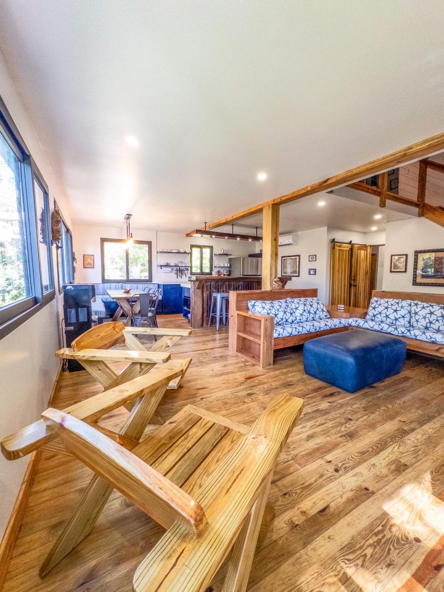 Luna Beach Luxury Boutique Beach Front Resort Jobs Bight Eksteriør billede